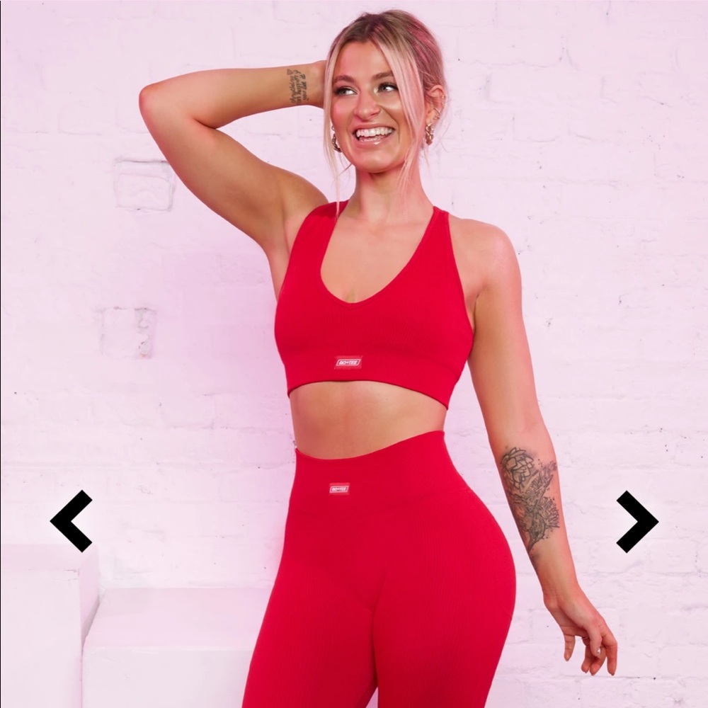 NEW Bo+Tee RED Be the Best Sports Bra